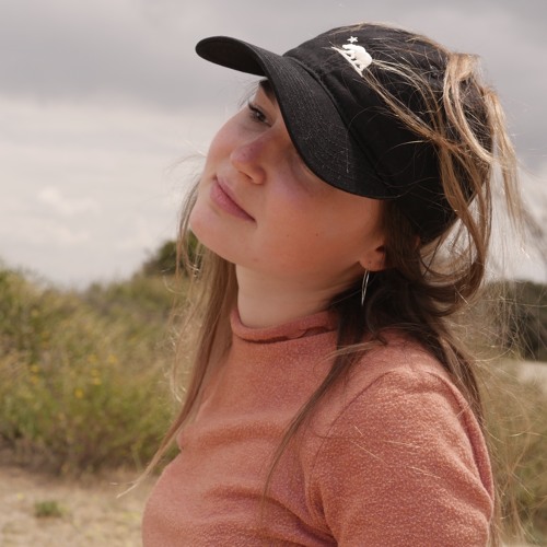 Nonstop Bận Yêu Remix